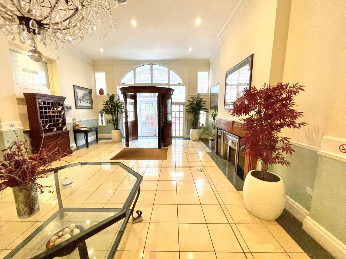 Sea View Family Stay By Beach Gym & Parking Bornemouth Extérieur photo