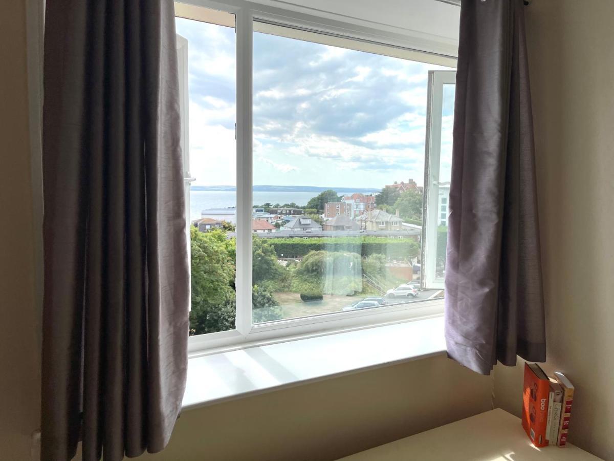 Sea View Family Stay By Beach Gym & Parking Bornemouth Extérieur photo