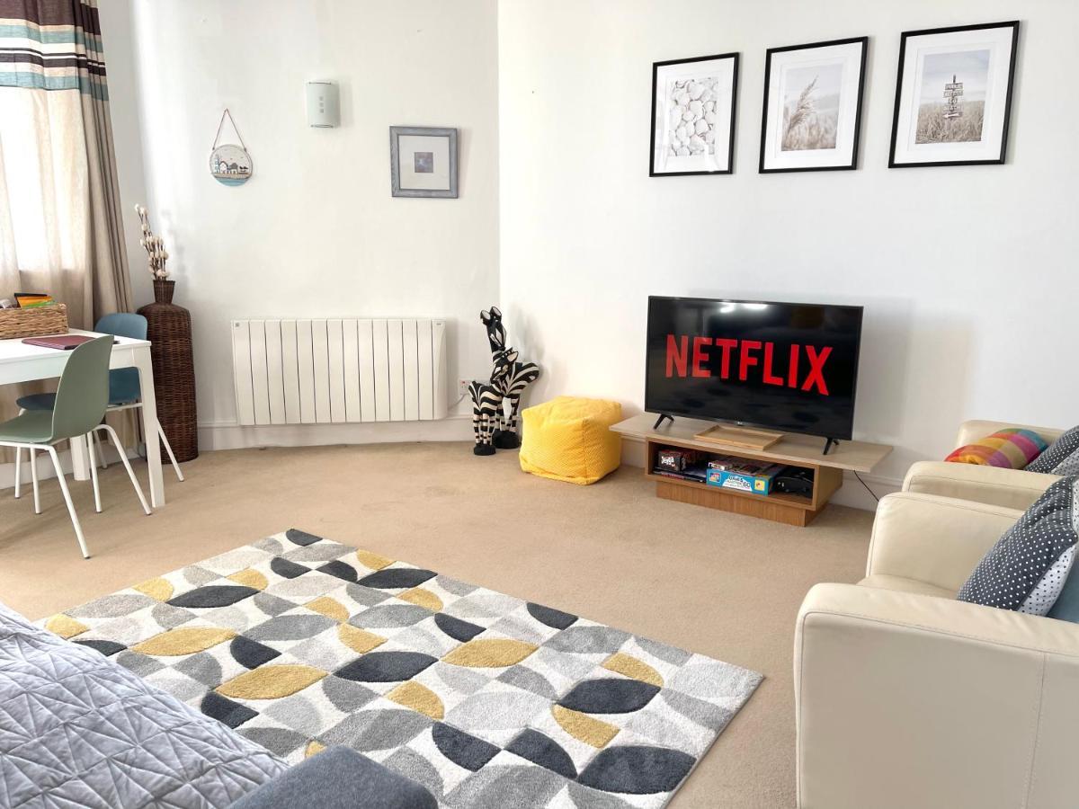Sea View Family Stay By Beach Gym & Parking Bornemouth Extérieur photo