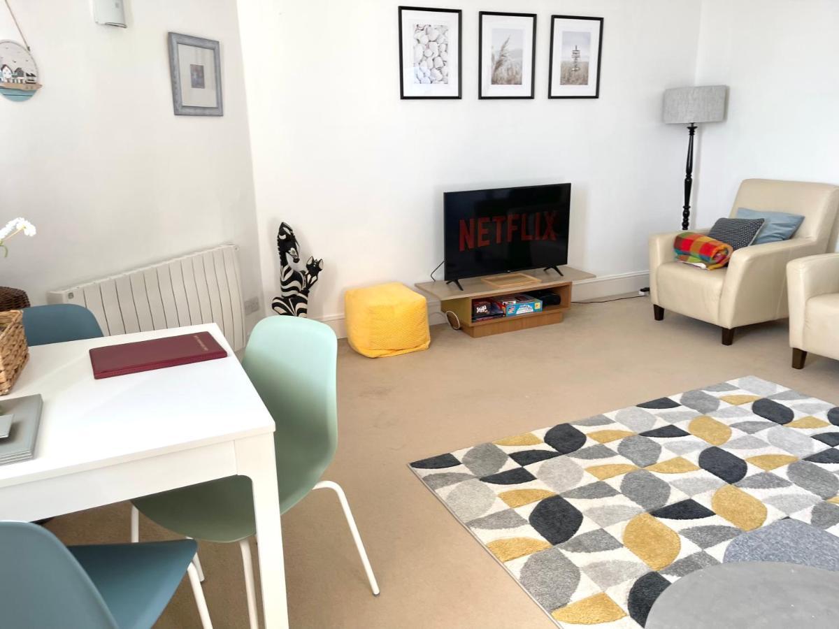 Sea View Family Stay By Beach Gym & Parking Bornemouth Extérieur photo