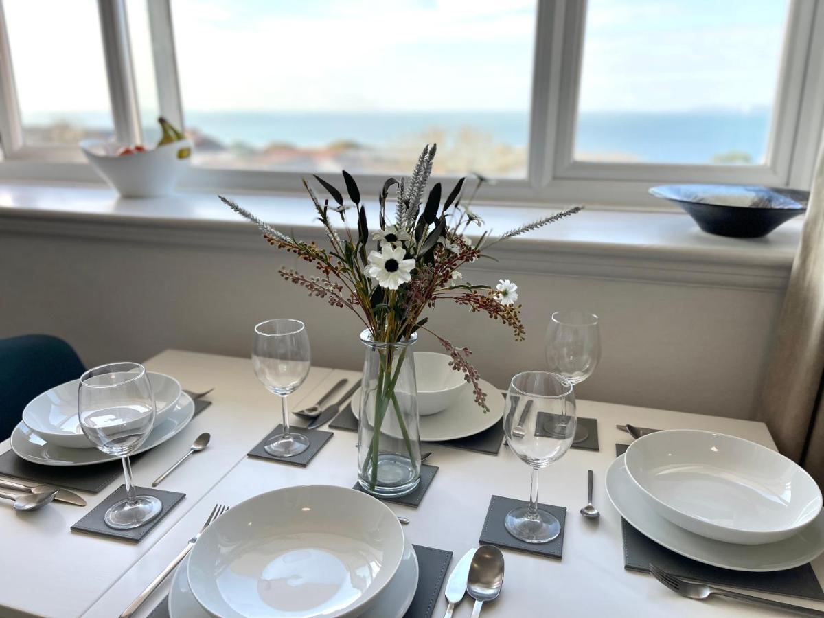 Sea View Family Stay By Beach Gym & Parking Bornemouth Extérieur photo